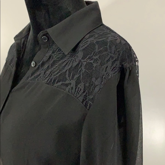 Pretty sheer blouse with lace on top NWOT - Picture 3 of 5